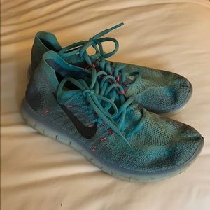 Nike Free RN Flyknit